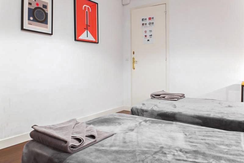 Apartament Traveller House Barcelona Zewnętrze zdjęcie