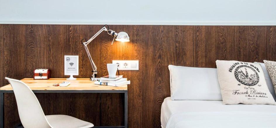Apartament Traveller House Barcelona Zewnętrze zdjęcie